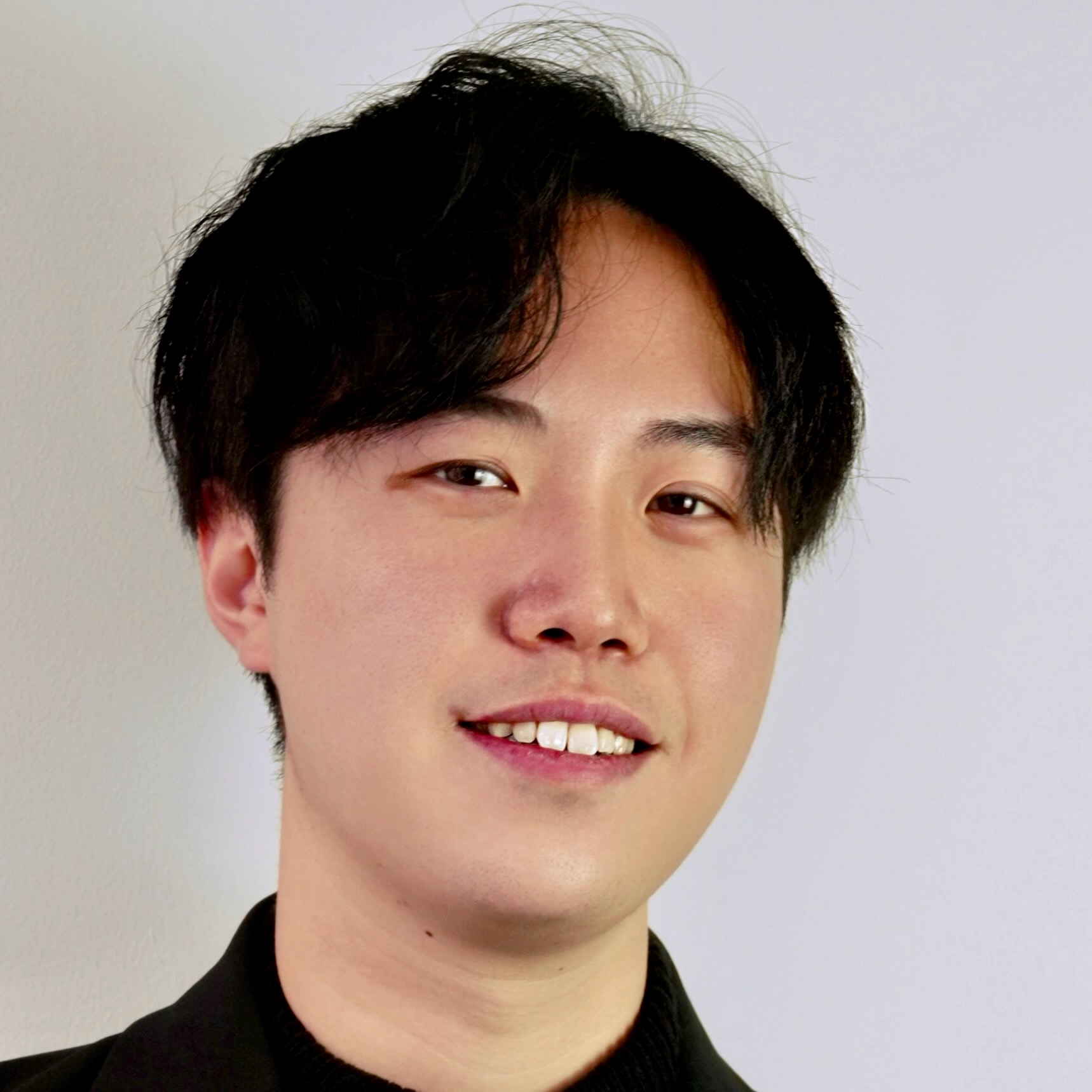 陳 逸翔
